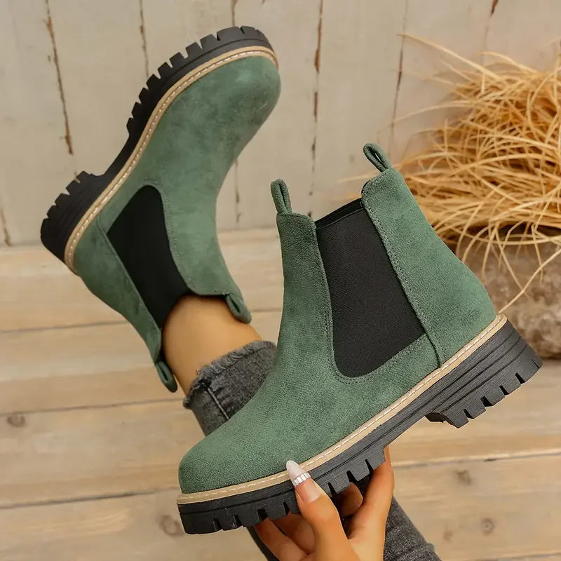 Elegante und stützende orthopädische Stiefel