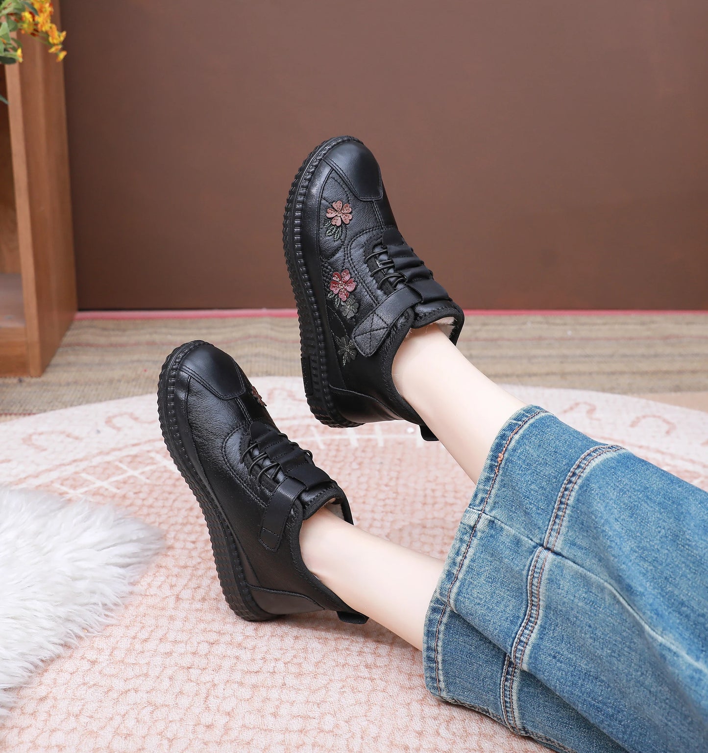 Bequeme und modische orthopädische Stiefel