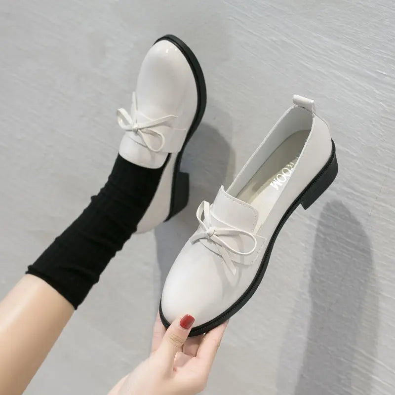 Vielseitige und stützende orthopädische Slipper