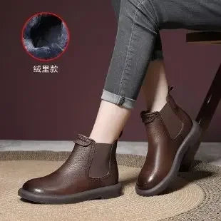Elegante und stützende orthopädische Stiefel