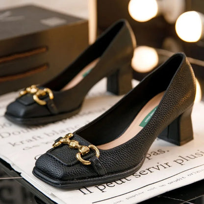 Bequeme und modische orthopädische Schuhe