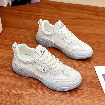 Bequeme und modische orthopädische Turnschuhe