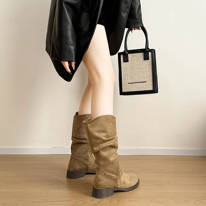 Maßgeschneiderte und bequeme orthopädische Stiefel