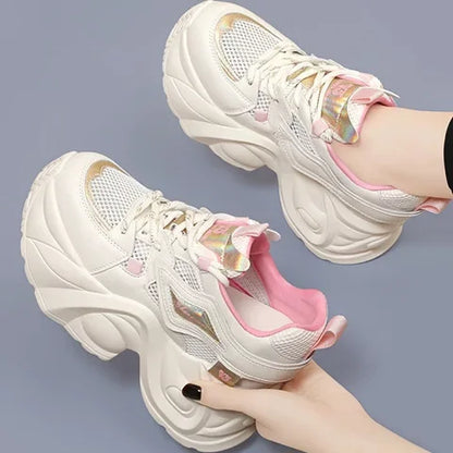 Bequeme und modische orthopädische Turnschuhe