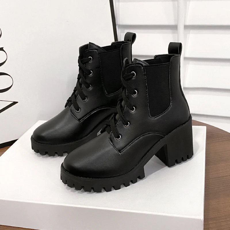 Stützende und stilvolle orthopädische Absätze