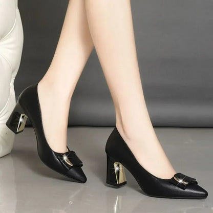 Bequeme und modische orthopädische Schuhe