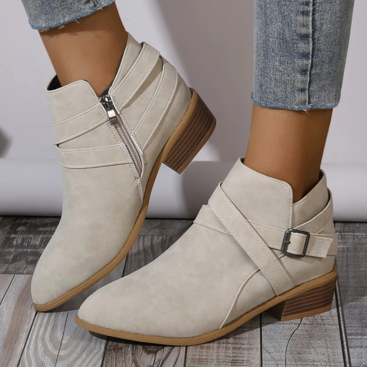 Vielseitige und stützende orthopädische Stiefel