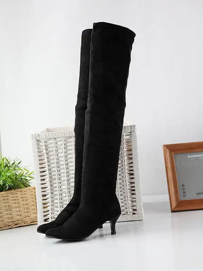 Elegante und stützende orthopädische Stiefel