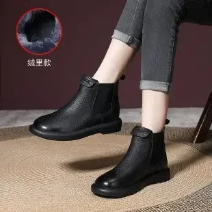 Elegante und stützende orthopädische Stiefel