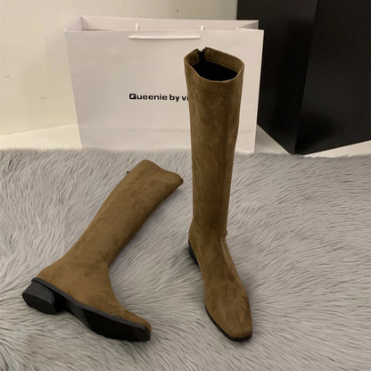 Bequeme und modische orthopädische Stiefel